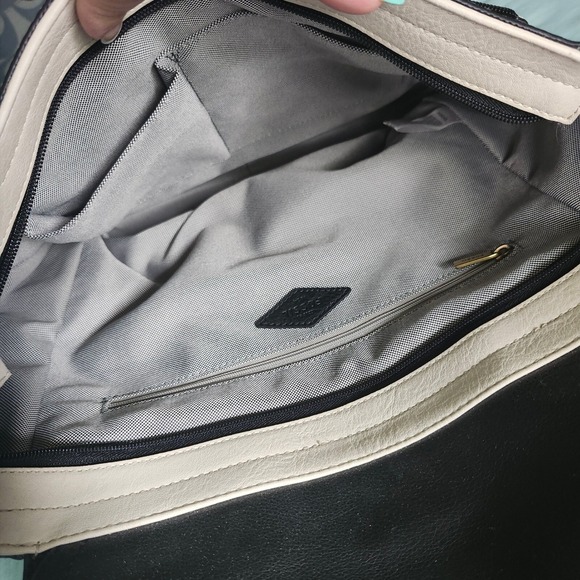 Fossil Amelia Leather Convertible Crossbody Bag Backpack Purse‎ Snake Print - Picture 9 of 9